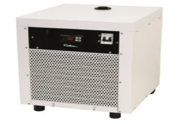 Resfriador de líquidos modelo 850 para evaporadores e bombas de vácuo 230V