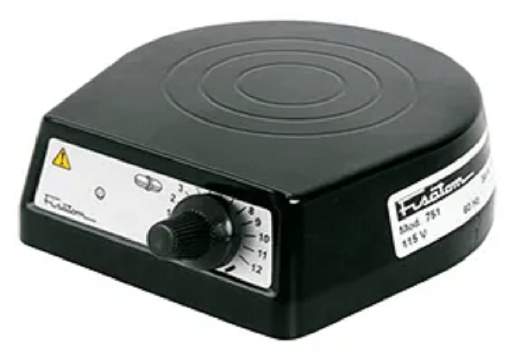 Agitador Magnético modelo 751 sem aquecimento capacidade ate 1 L com Ø 10 cm